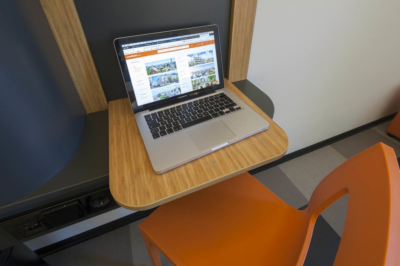 Easyhotel Maastricht City Centre Exteriör bild