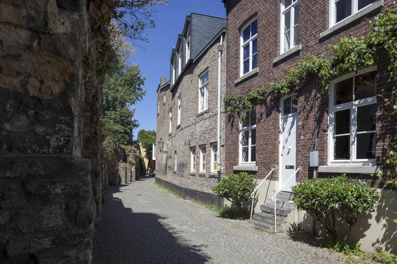 Easyhotel Maastricht City Centre Exteriör bild